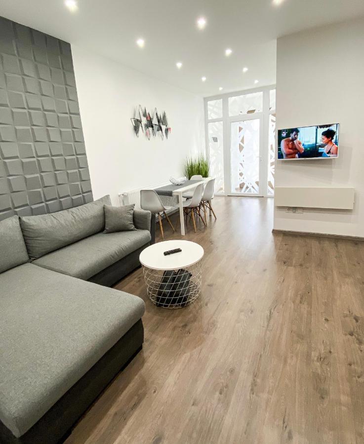 Foter Apartman Ii. Villány Buitenkant foto